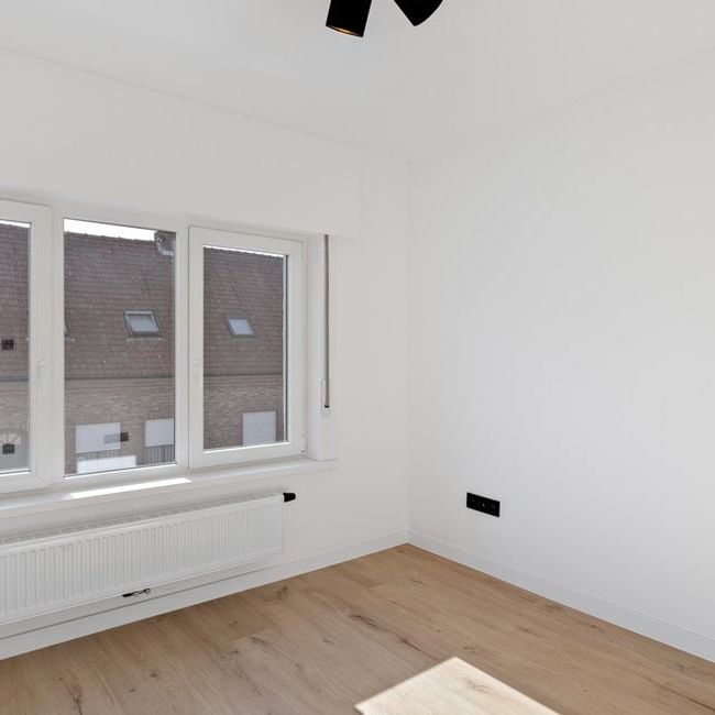 Woning te huur in Ledegem voor € 1.095 met 5 slaapkamers - Photo 1
