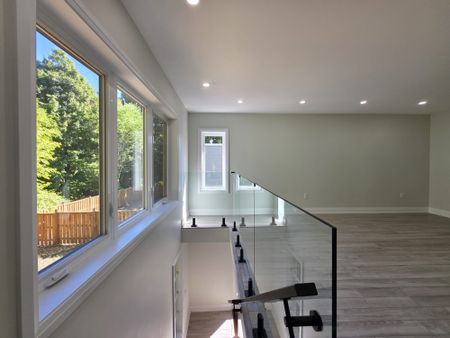 For Lease - 198 Victoria Street Unit# B, Hamilton, Ontario - Photo 3