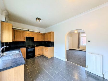 2 bedroom terraced house to rent - Photo 4