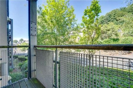 Kassapians, Albert Street, Baildon, West Yorkshire, BD17 - Photo 2