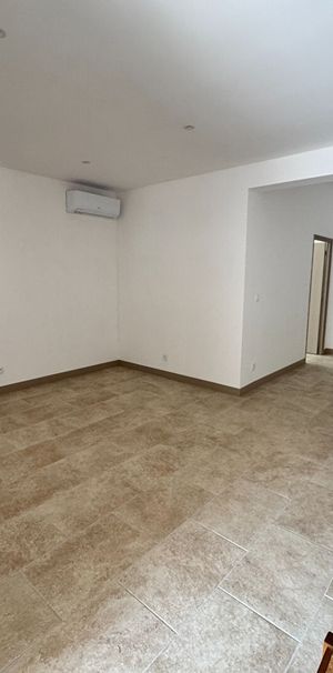 Location Appartement 3 pièces 82m² - Photo 1