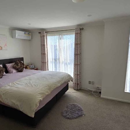 3 Bedroom Townhouse - Photo 3