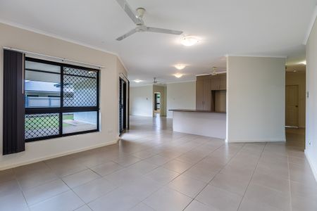 24 Mirrakma Crescent, - Photo 2