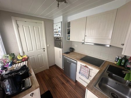 Woning met 2 slaapkamers en ruime zolder - Photo 4