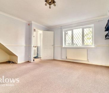 3 bedroom end of terrace house to rent - Photo 4