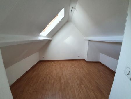 Location Appartement 4 pièces 43m² - Photo 4