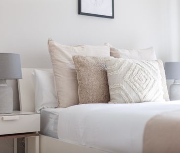 1 Bed Flat, Ivy Point, E3 - Photo 4