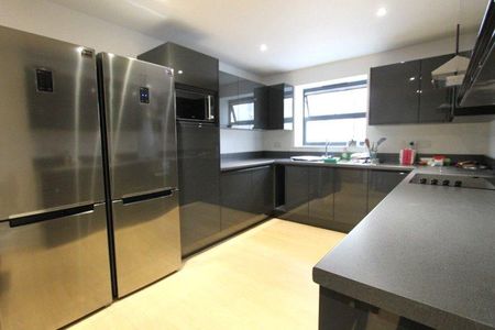 1 bedroom property to rent - Photo 5