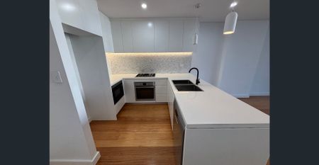 BRIGHT & CONVENIENT 2-BEDDER IN THE HEART OF FIVE DOCK! - Photo 3