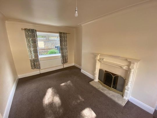 2 bedroom end of terrace house to rent - Photo 1