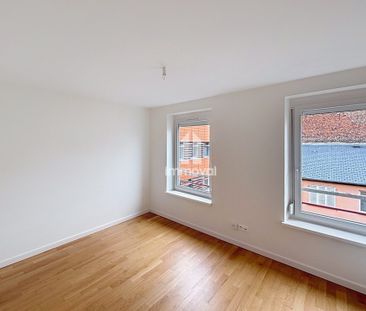 TRIBUNAL - 3 PIECES - 63.23M² - Photo 3
