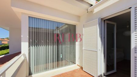 4 bedroom luxury House for rent in Almada, Portugal - Photo 4