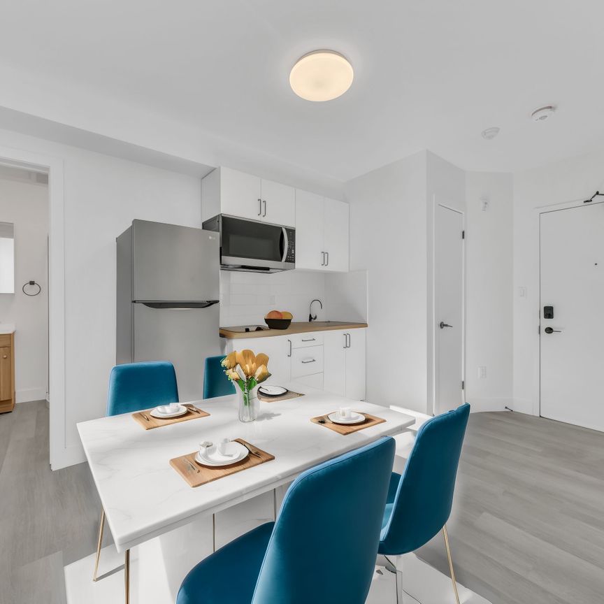 For Lease - 1804 Drouillard Road Unit# 202, Windsor, Ontario - Photo 1