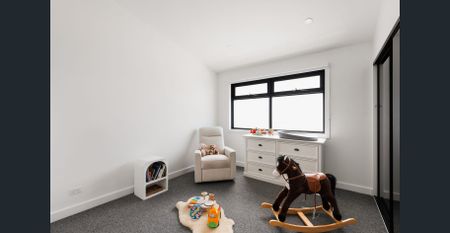 Luxury Living - Photo 5