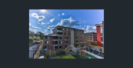 Ultra Modern Apartment - Photo 4