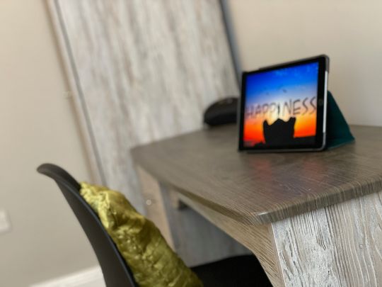 Breeze HIll Room 3 - 1st Floor Single Room - Photo 1