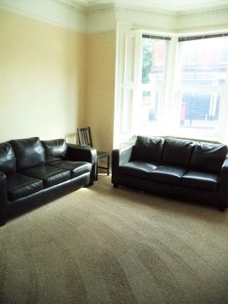 6 Bed - Osborne Avenue, Jesmond - Photo 2