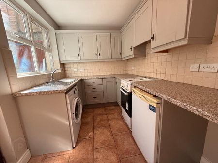 Unit 1, 16 Belgravia Avenue, Belfast, BT9 7BJ - Photo 3