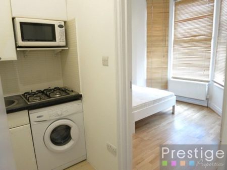 Studio to rent - Photo 3