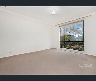 Perfect Family Home - Photo 6