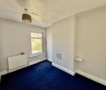 Two bedroom mid terrace near Derby City Centre. Two reception rooms... - Photo 6