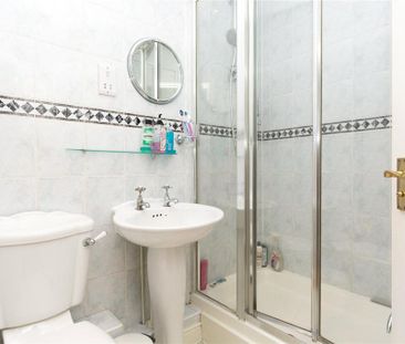 4 bedroom terraced house to rent - Photo 6