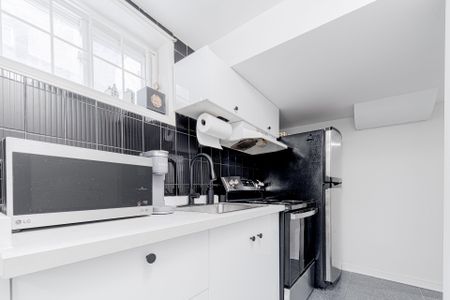 For Lease - 332 Homewood Avenue Unit# Lower, Toronto, Ontario - Photo 3