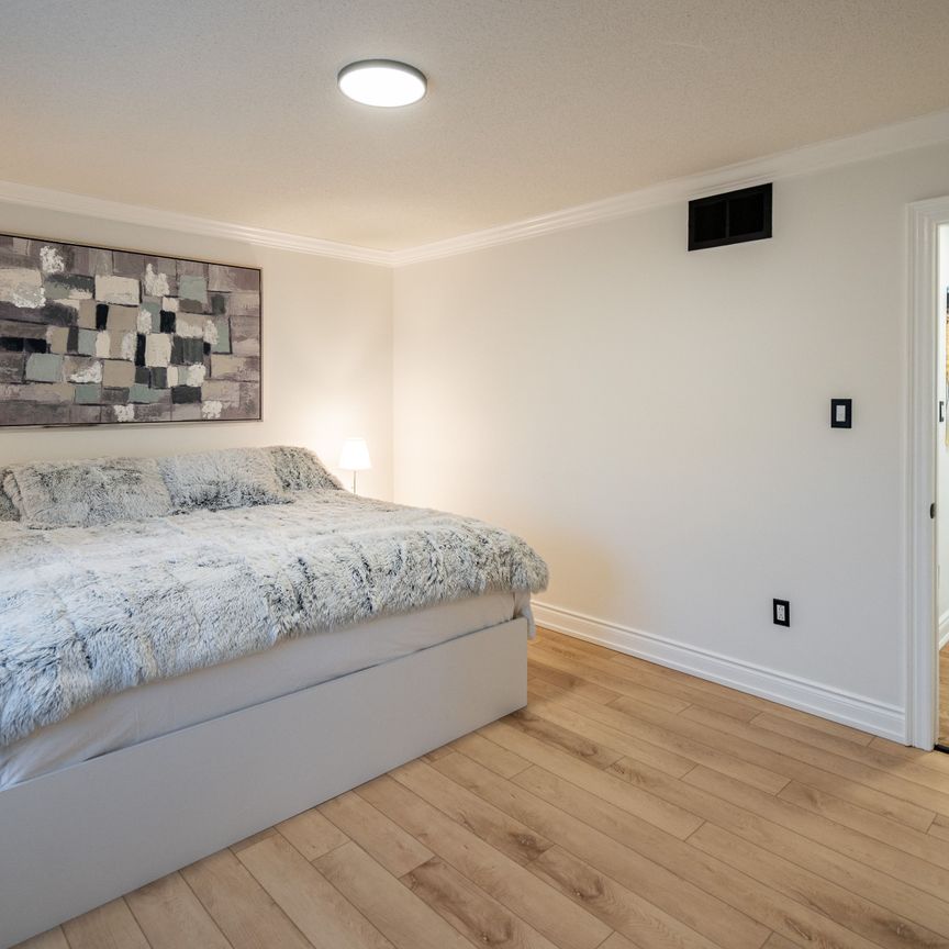 For Lease - 3748 Pearlstone Drive, Mississauga, Ontario - Photo 1