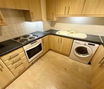 Priory Avenue, St Denys, SO17 - Photo 1