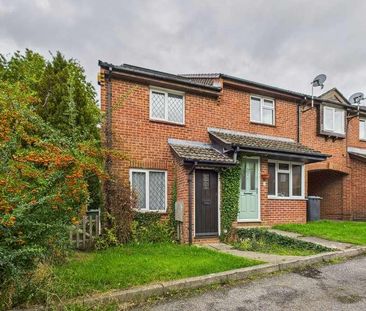 Mortimer Gardens, Tadley, RG26 - Photo 1