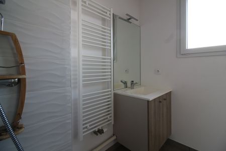 Location Appartement 4 pièces 90m² CORNEBARRIEU 31700 - Photo 5