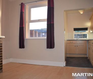 3 bedroom terraced house to rent - Photo 6