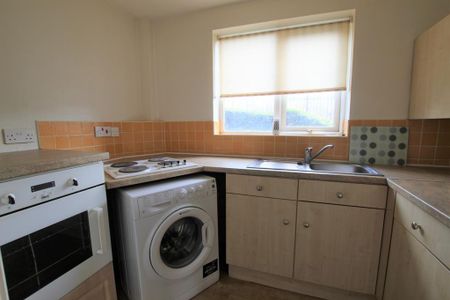 1 bedroom flat to rent - Photo 4