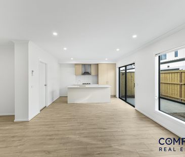 27 Illustration Avenue, Mambourin VIC 3024 - House For Rent | Domain - Photo 1