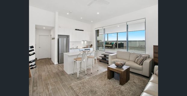 One Bedroom Apartment with Massive Outdoor Entertaining Balcony - Photo 1