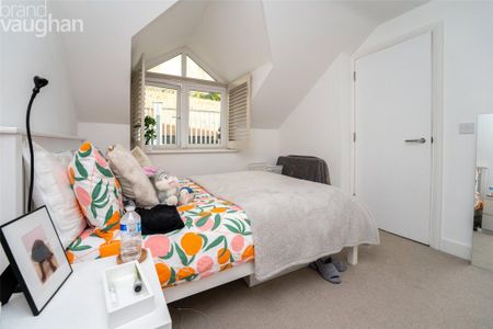 2 bedroom maisonette to rent - Photo 2