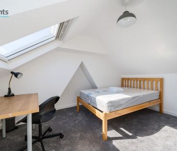 6 bedroom house to rent - Photo 4