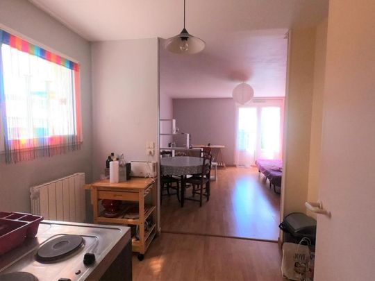 Location Appartement 2 pièces 51m² POITIERS 86000 - Photo 1