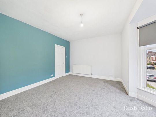 3 bedroom end of terrace house to rent - Photo 1