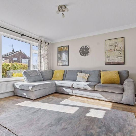 3 bedroom semi-detached house to rent - Photo 1