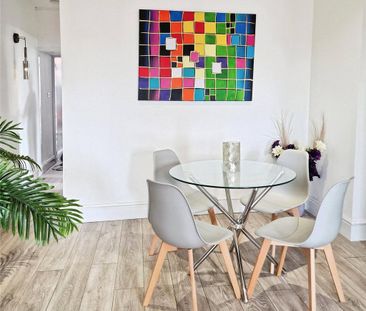 3 bedroom semi-detached house to rent - Photo 5