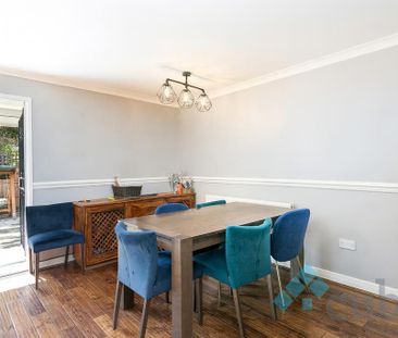 3 bedroom link detached house to rent - Photo 3