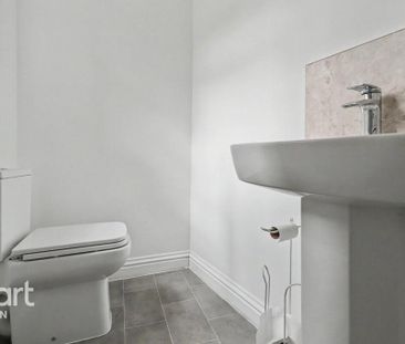 1 bedroom in a house share to rent - Photo 6