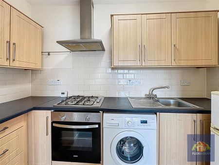 1 bedroom flat to rent - Photo 5