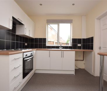 1, Latchmere Walk, West Park, Leeds, West Yorkshire, LS16 5DW - Photo 3