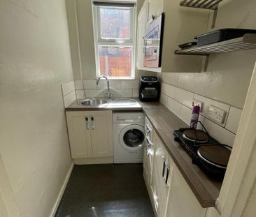 1 bedroom flat to rent - Photo 6