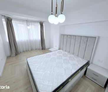 Apartament ultracentral mobilat si utilat cu parcare proprietate - Fotografie 6