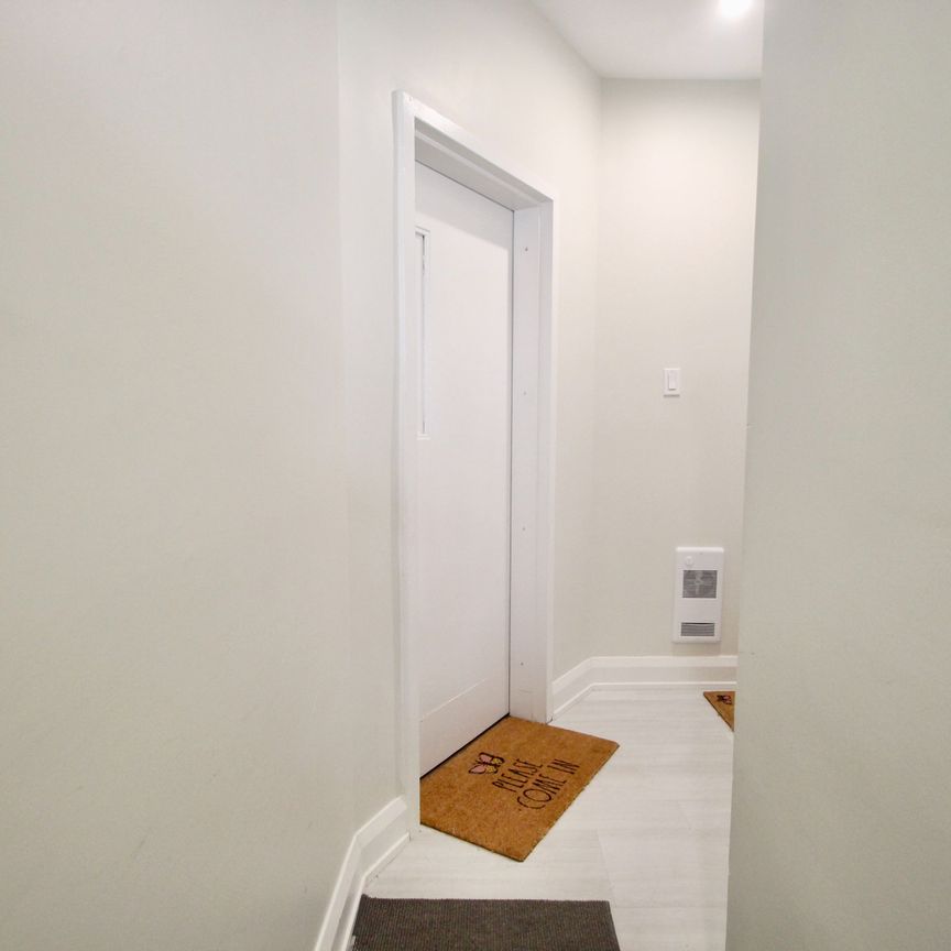 For Lease - 38 Bruyere Street Unit# 2, Lower Town - Sandy Hill, Ontario - Photo 1