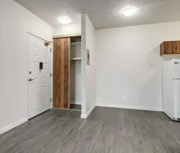 2 Bedroom - Photo 6