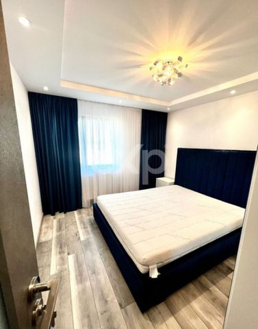 Apartament cu 3 camere de lux, ultracentral. - Fotografie 3